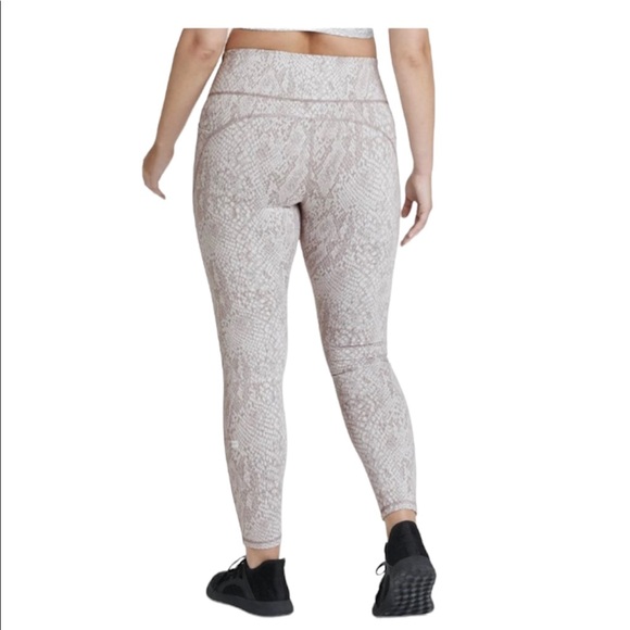 All in Motion Snake Print Jacquard Leggings NWT - Picture 2 of 12